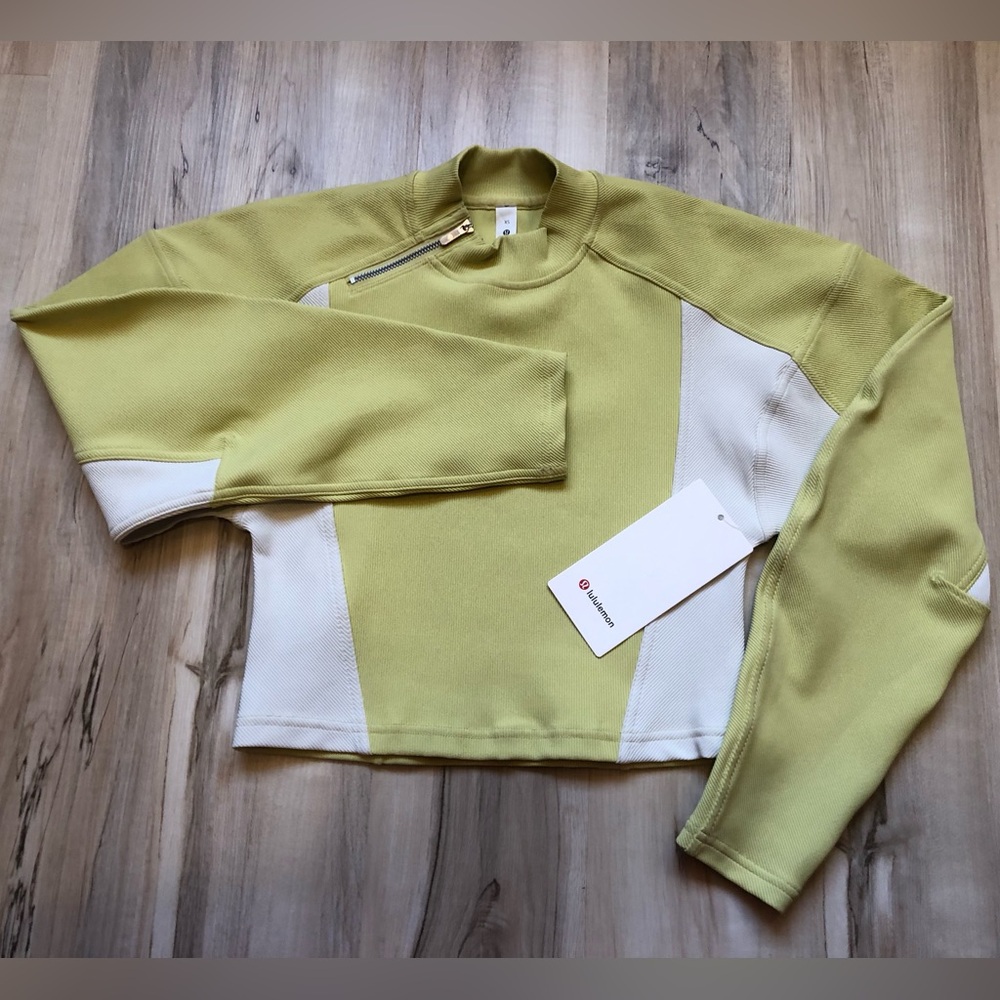 Lululemon Ribbed Luxtreme Wide-Sleeve Pullover Cropped Finch Yellow / Bone